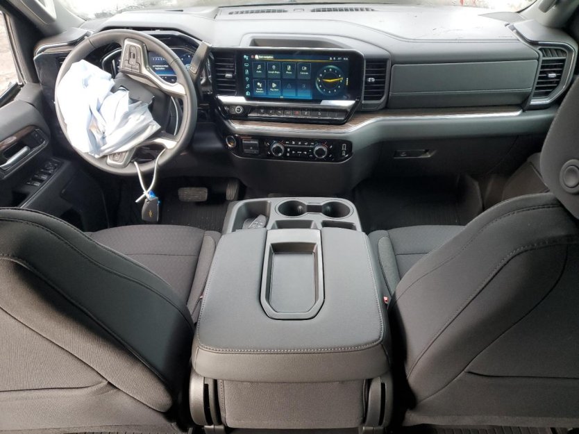 Salvage 2025 Chevrolet Silverado 