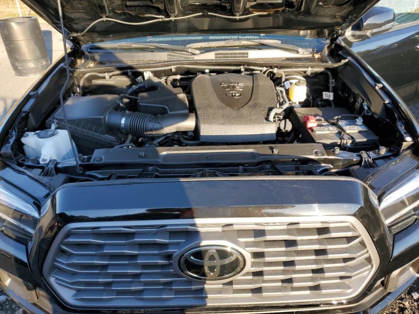 Salvage 2023 Toyota Tacoma Trd