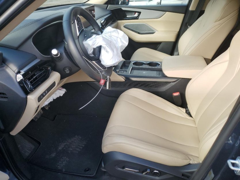 Salvage 2025 Acura Mdx 