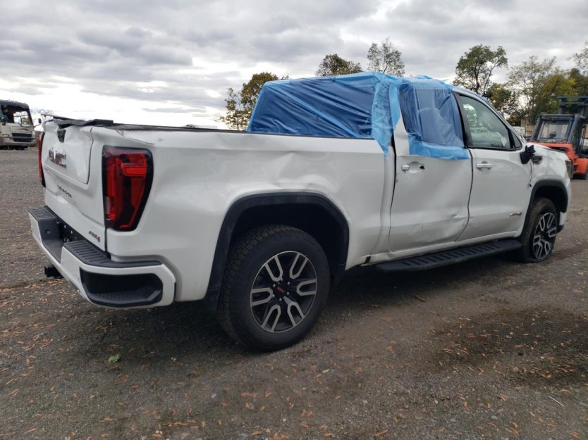 Salvage 2025 Gmc Sierra At4