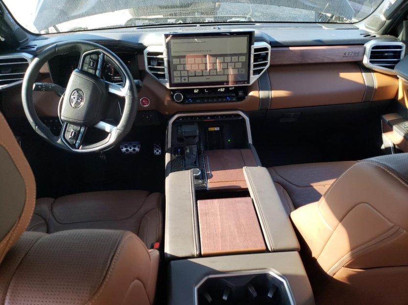 Salvage 2023 Toyota Tundra 
