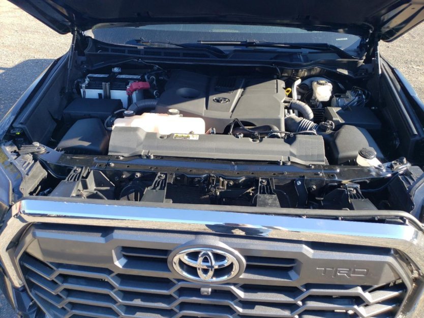 Salvage 2023 Toyota Tundra 