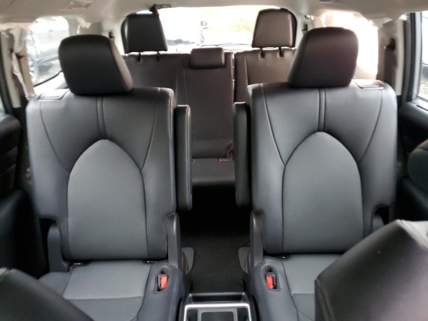 Salvage 2025 Toyota Grand Highlander Xle