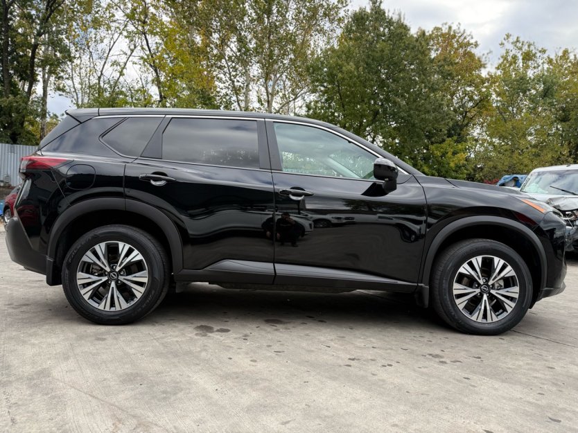 Salvage 2023 Nissan Rogue Sv
