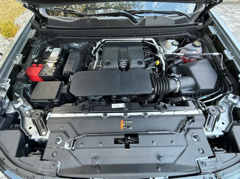 Salvage 2024 Chevrolet Colorado Lt