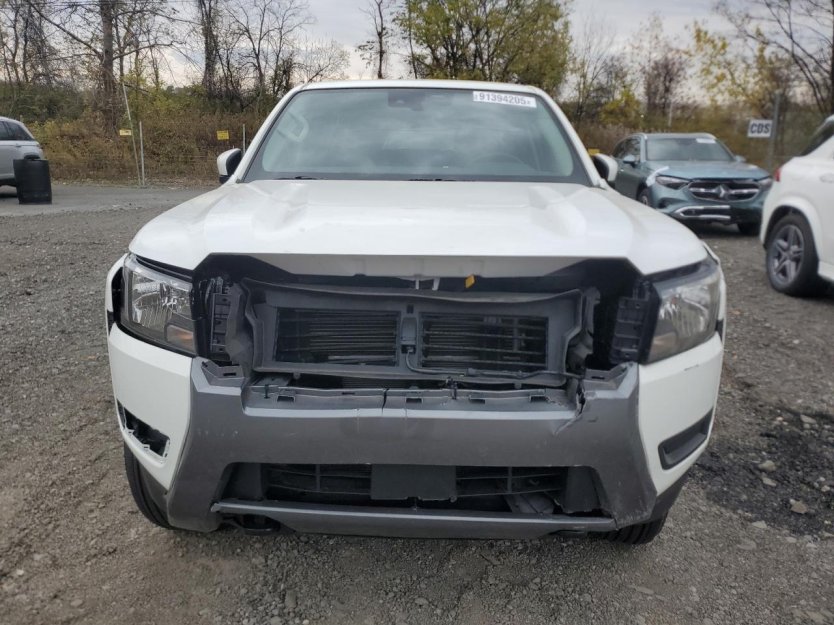 Salvage 2025 Nissan Frontier Sv 