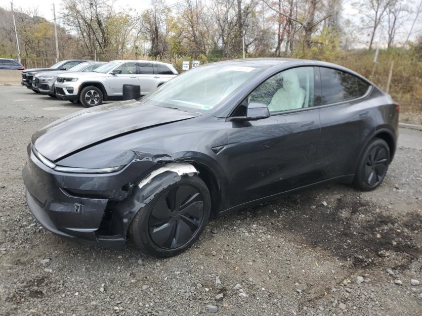 Salvage 2026 Tesla Model Y 