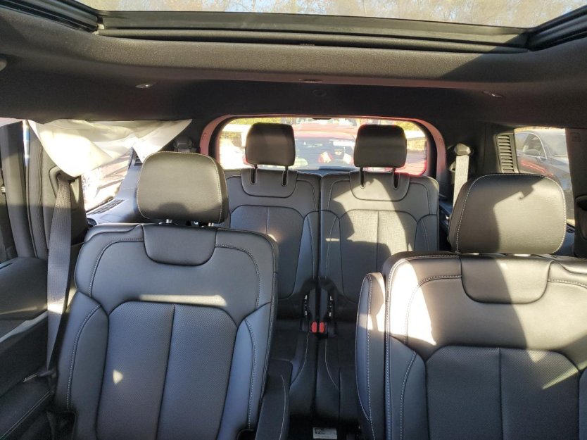 Salvage 2025 Jeep Grand Cherokee L Limited