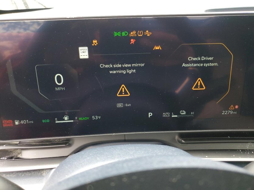 Salvage 2025 Kia Carnival Sx