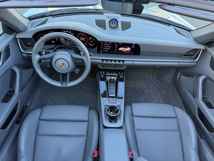 Salvage 2024 Porsche 911 Targa 4s