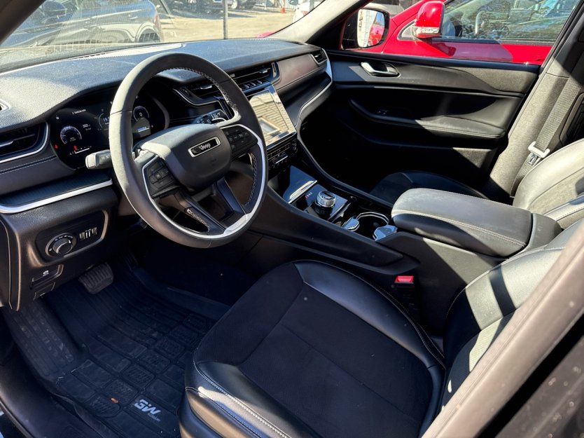 Salvage 2023 Jeep Grand Cherokee L Laredo