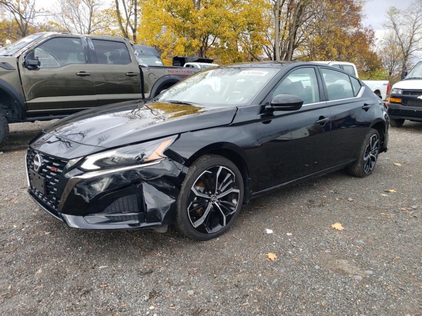 Salvage 2025 Nissan Altima Sr