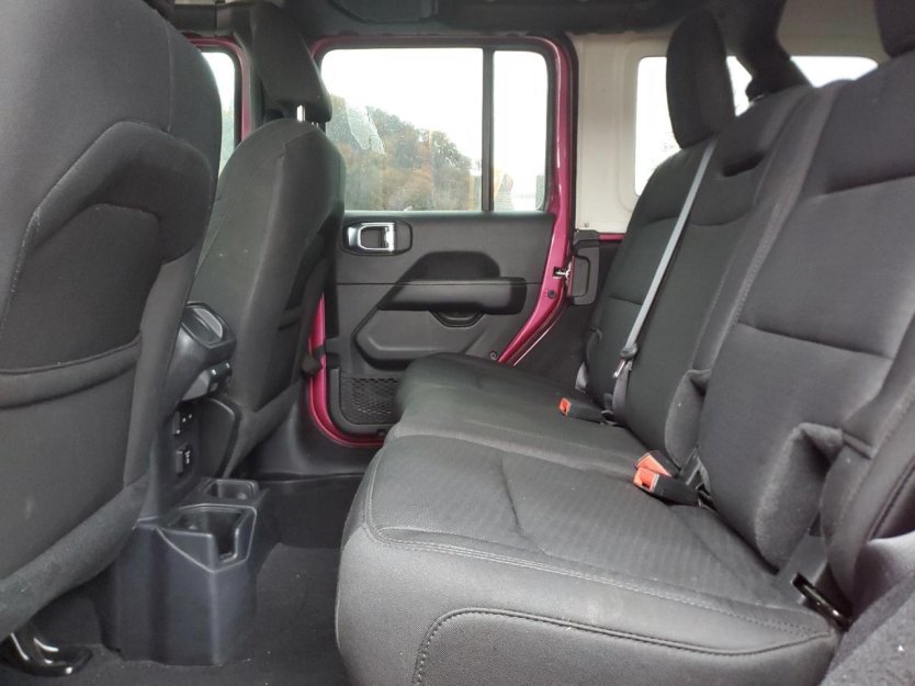 Salvage 2021 Jeep Wrangler Unlimited Sahara