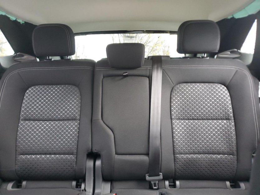 Salvage 2024 Ford Escape 