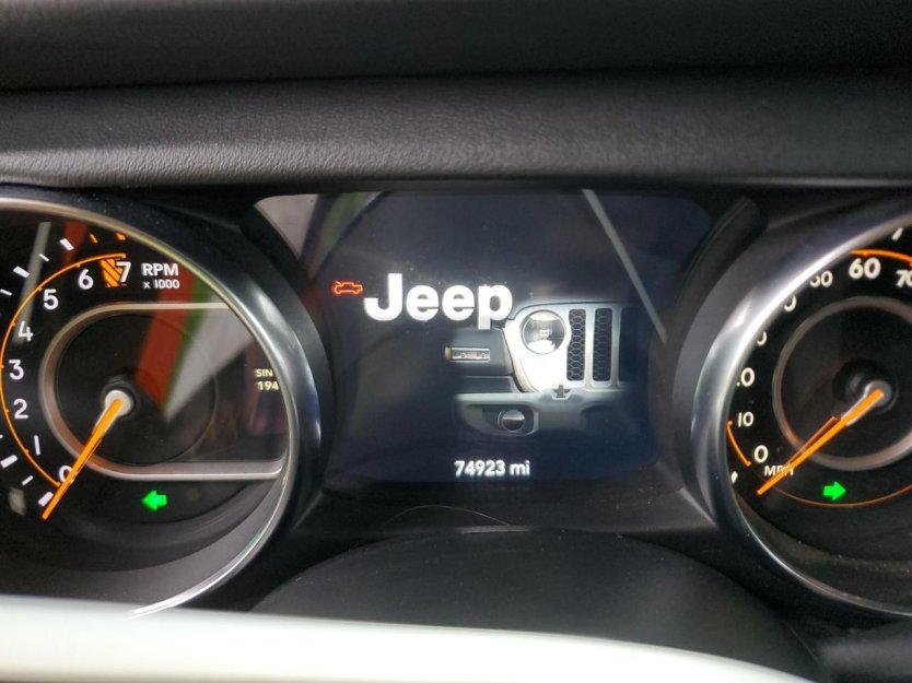 Salvage 2021 Jeep Gladiator Overland