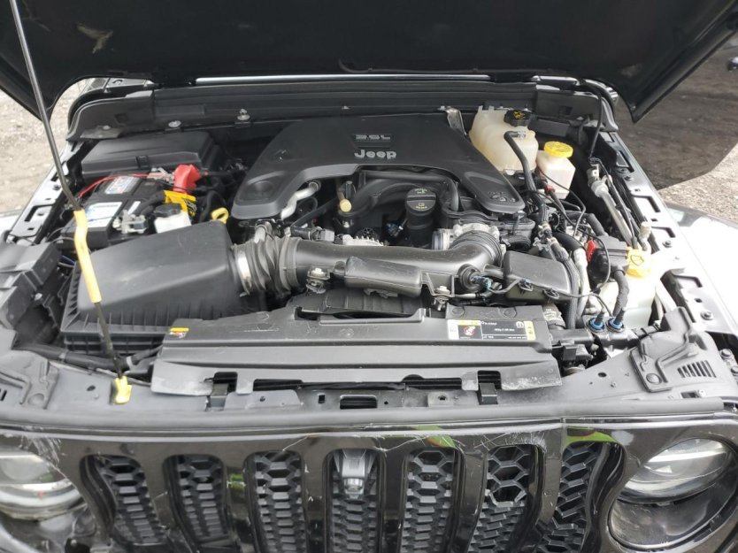 Salvage 2021 Jeep Gladiator Overland