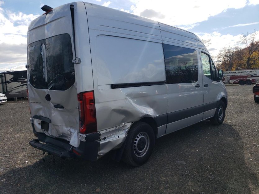 Salvage 2024 Mercedes-benz Sprinter 
