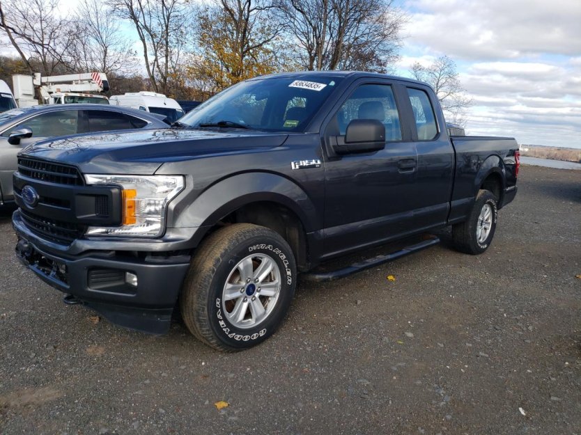 Salvage 2019 Ford F150 