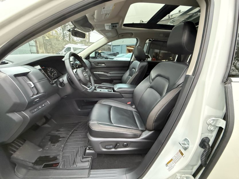 Salvage 2024 Nissan Pathfinder Sl