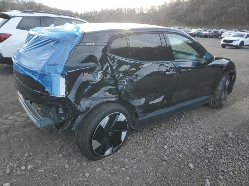 Salvage 2025 Volvo Ex30 