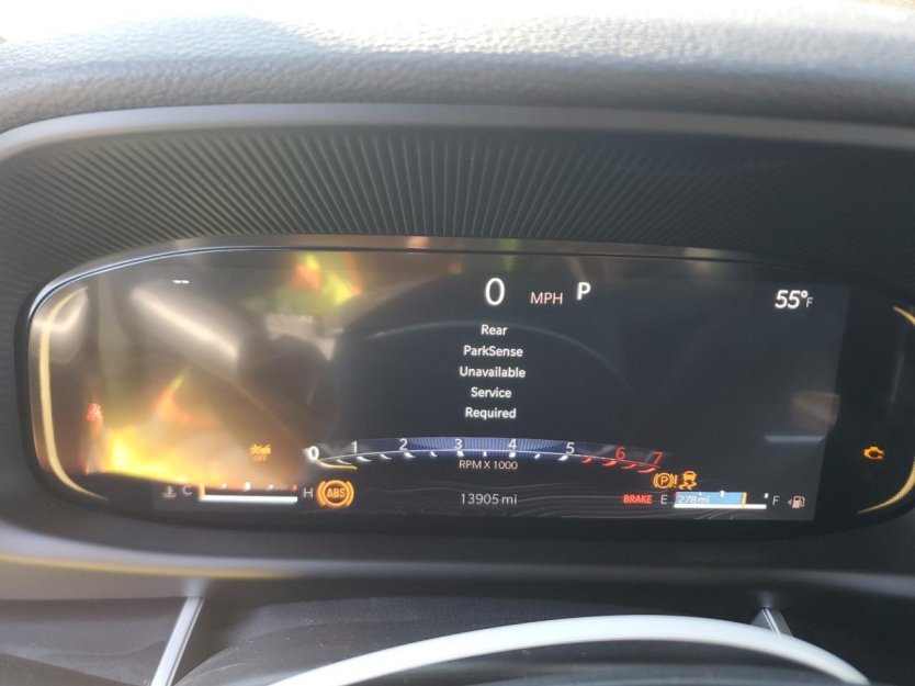 Salvage 2024 Jeep Wagoneer Series I