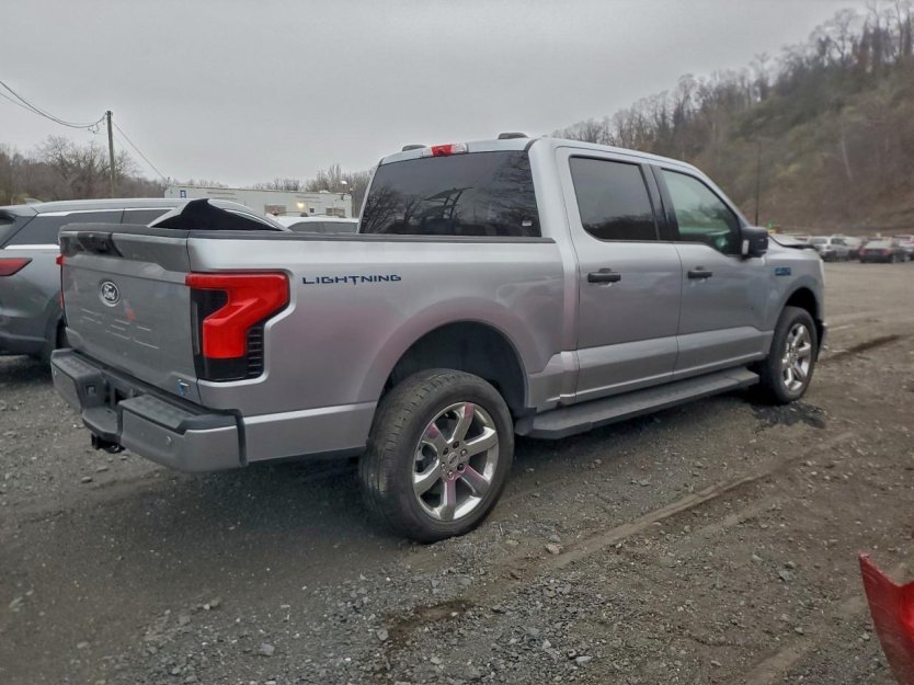 Salvage 2024 Ford F150 Lightning Xlt