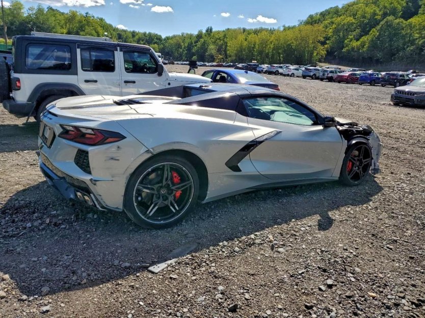 Salvage 2021 Chevrolet Corvette Stingray 3lt
