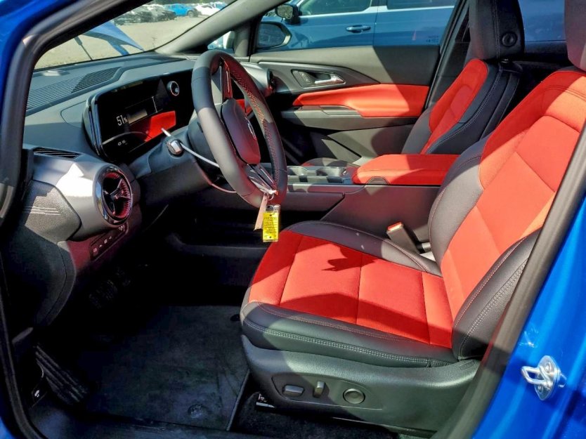 Salvage 2025 Chevrolet Equinox Rs