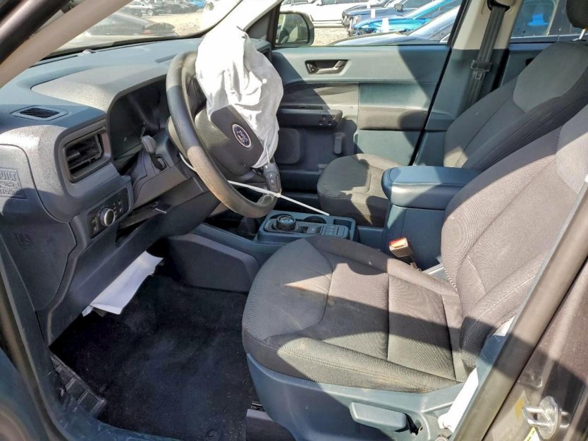 Salvage 2023 Ford Maverick Xl