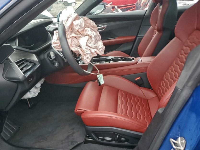 Salvage 2024 Audi Rs E-tron Gt