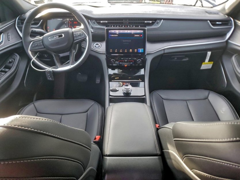 Salvage 2025 Jeep Grand Cherokee L Limited