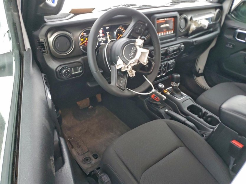 Salvage 2023 Jeep Gladiator 