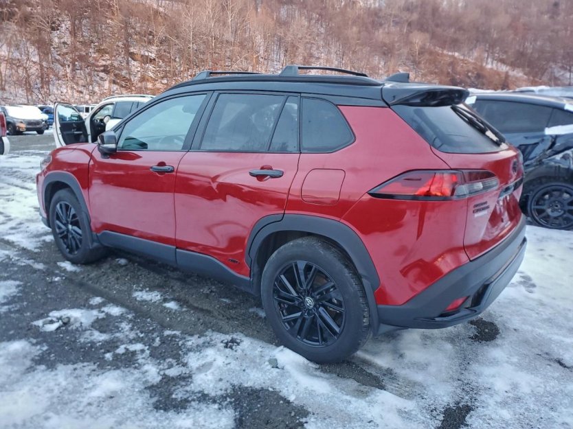 Salvage 2024 Toyota Corolla Cross 