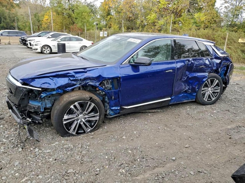 Salvage 2024 Cadillac Lyriq Luxury