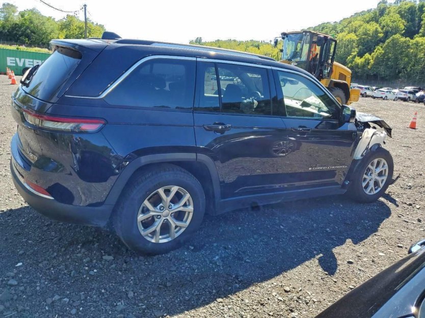 Salvage 2023 Jeep Grand Cherokee Limited