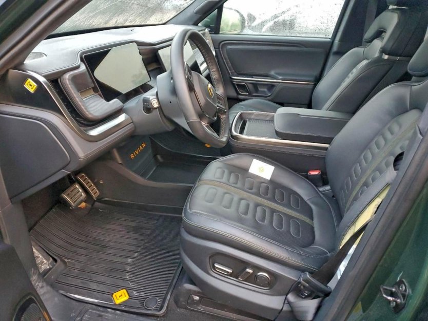 Salvage 2023 Rivian R1s Launch Edition