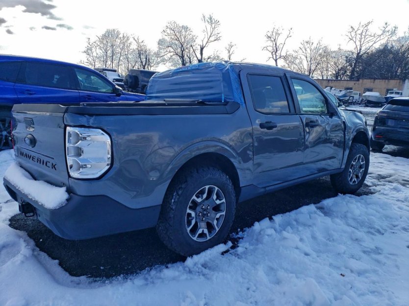 Salvage 2024 Ford Maverick Xlt