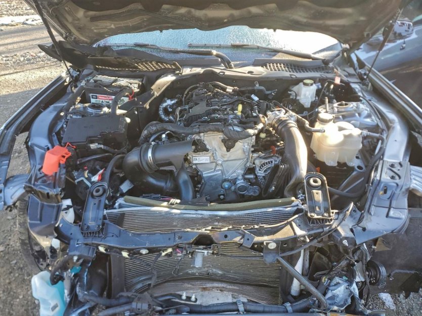 Salvage 2024 Ford Mustang 