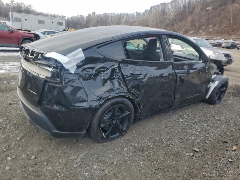 Salvage 2026 Tesla Model Y 