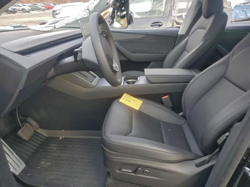 Salvage 2026 Tesla Model Y 