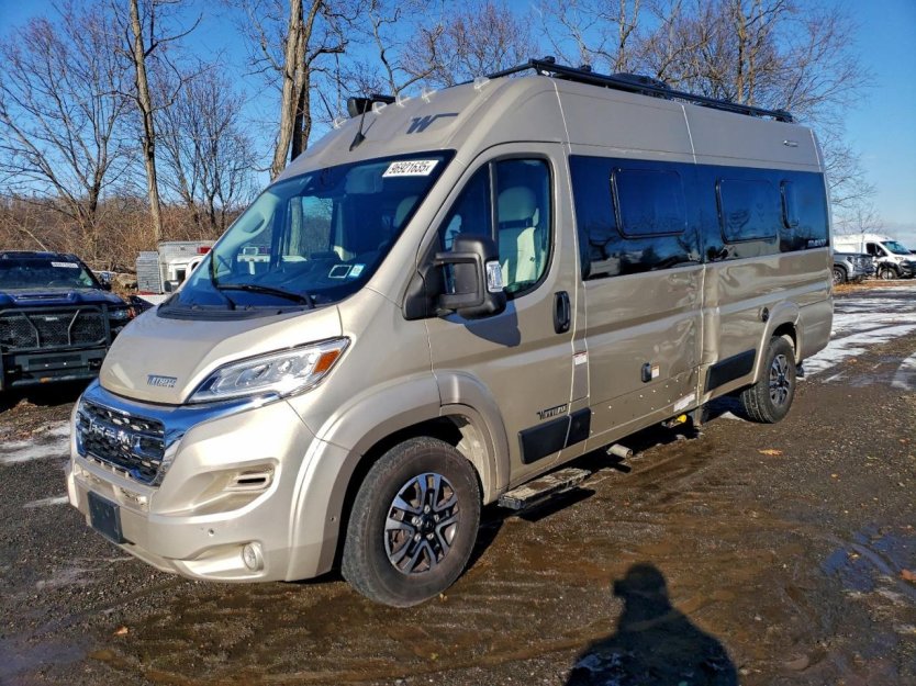 Salvage 2024 Winnebago Travato 