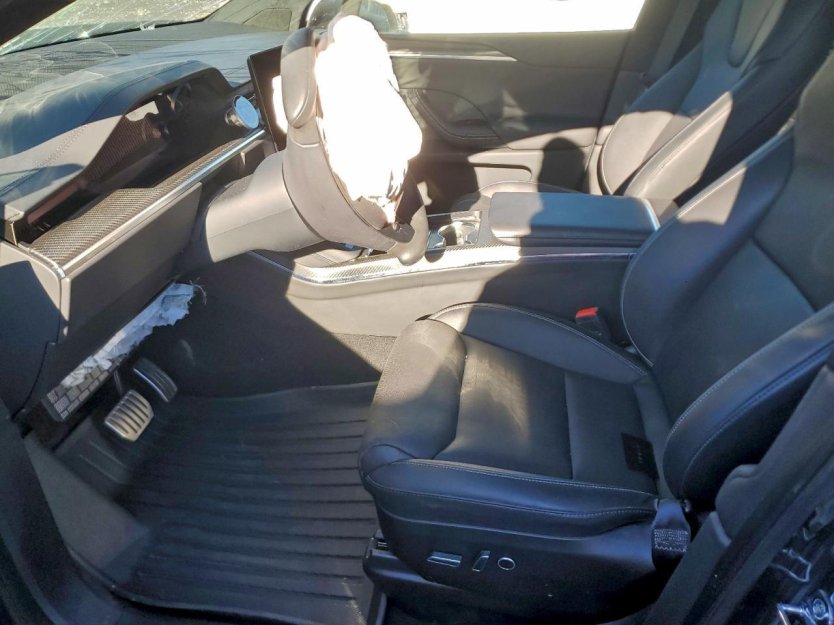 Salvage 2024 Tesla Model X Plaid