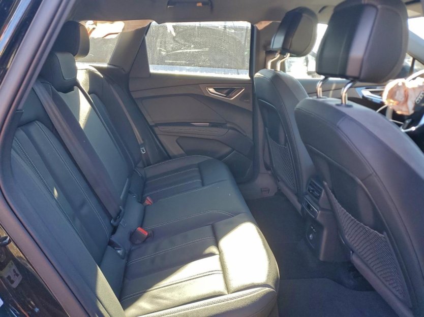 Salvage 2024 Audi Q4 E-tron Premium Plus