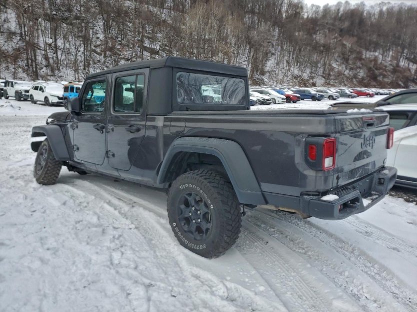 Salvage 2023 Jeep Gladiator 