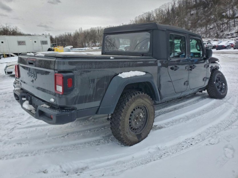 Salvage 2023 Jeep Gladiator 