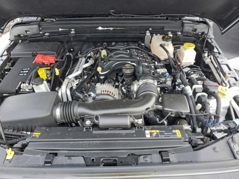 Salvage 2023 Jeep Gladiator 