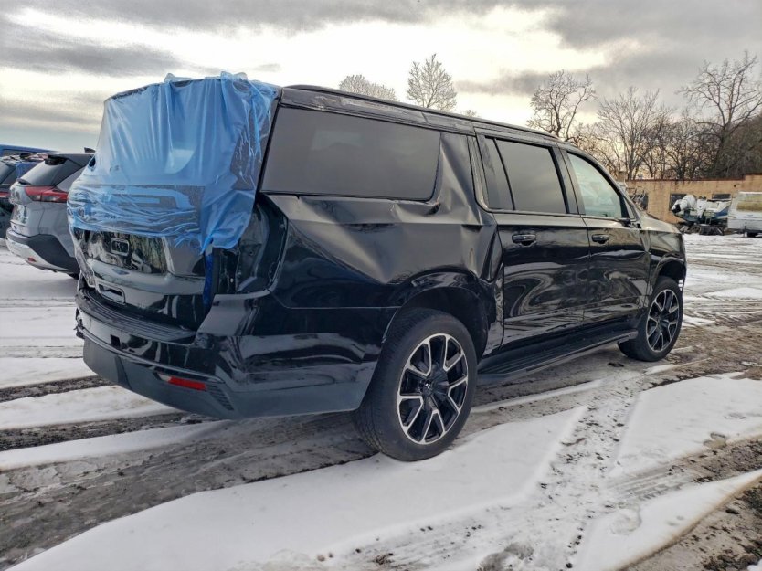 Salvage 2023 Chevrolet Suburban Rst