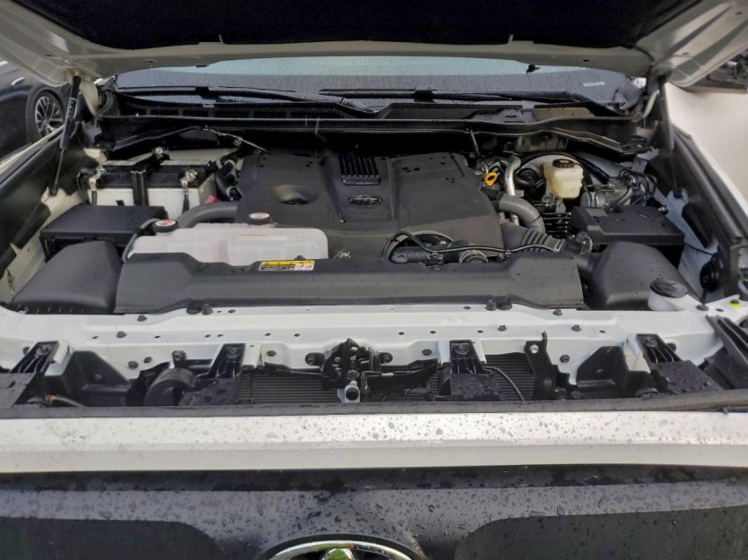 Salvage 2025 Toyota Tundra 