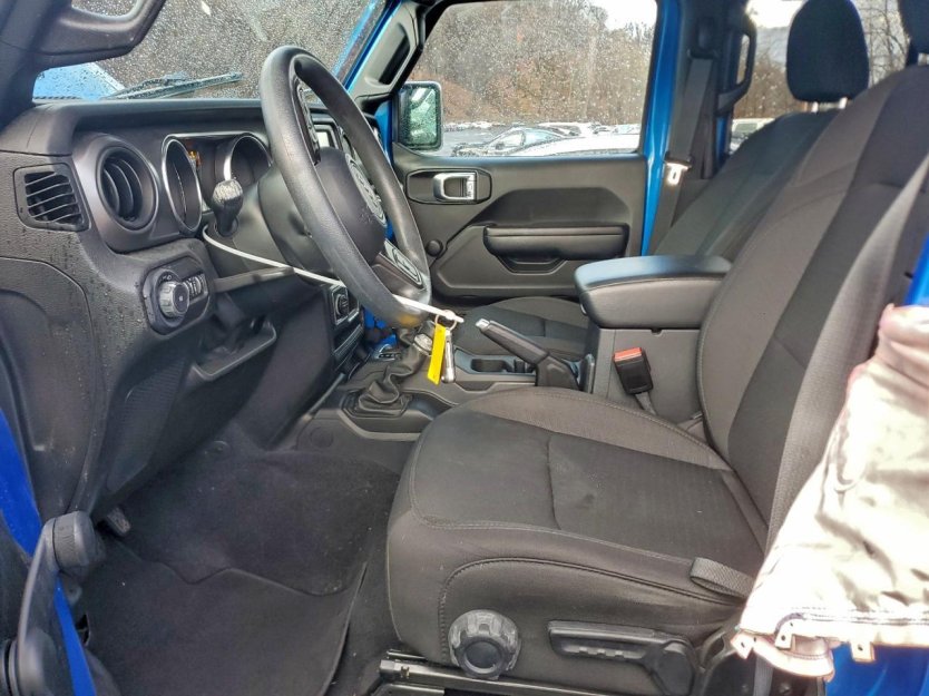 Salvage 2021 Jeep Wrangler Unlimited Sport