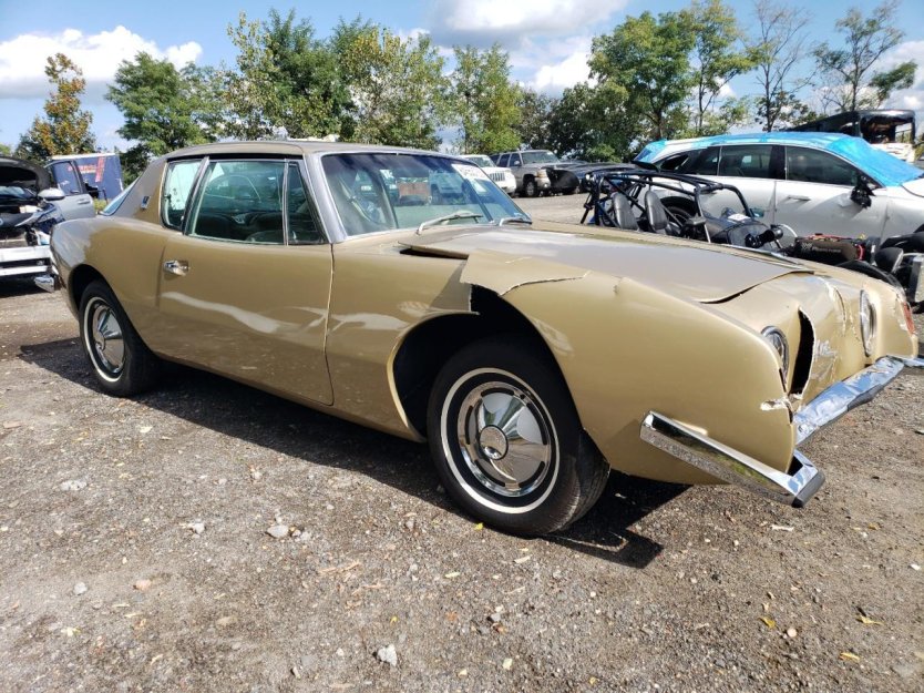 studebaker avanti